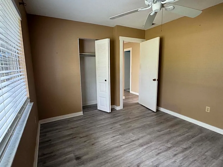 2436 Shenandoah St — Photo 10
