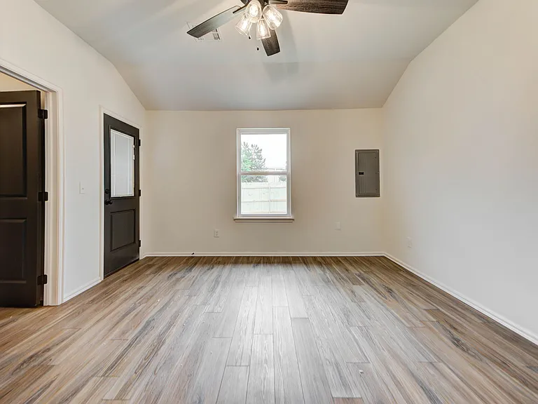 506 N Canyon Ter — Photo 20