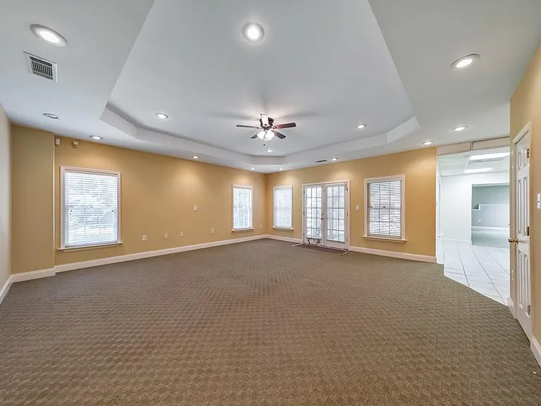 5321 Edgerton Dr — Photo 40