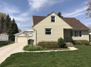 1029 6th Ave, Grafton, WI 53024