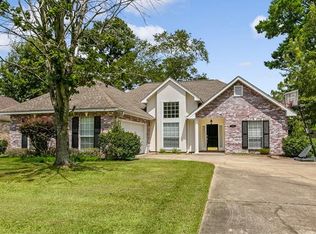 2041 W Ridge Dr, Mandeville, LA 70448