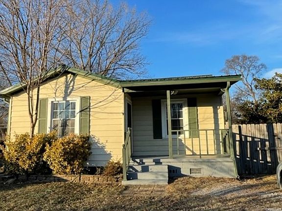 2nd image of 1427 Halsey Ave NE