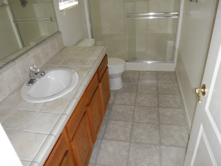 1261 Millerton St — Photo 5