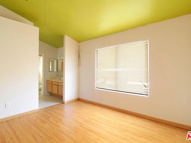 36805 Alder St #36805 — Photo 1