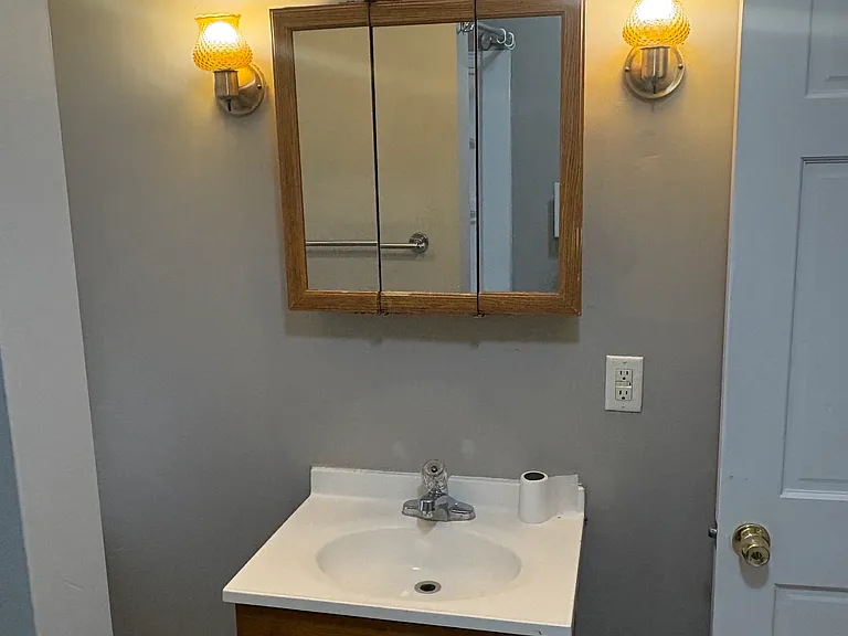 359 4th Ave #1 — Photo 3