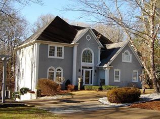 9107 Saddlebrook Ct, Douglasville, GA 30135