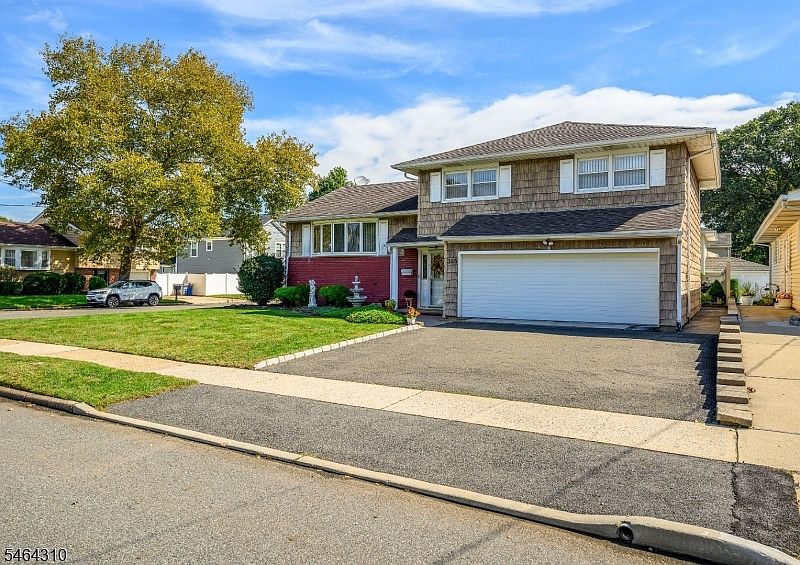 1st image of 385 Jensen Ave