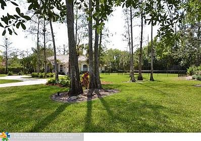 2nd image of 8642 NW 58th Ct