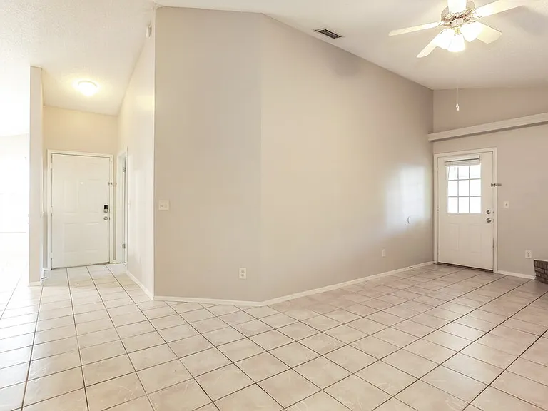 8327 Argyle Corners Ct — Photo 7