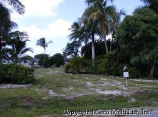 52 W Algonquin Ct, Marco Island, FL 34145