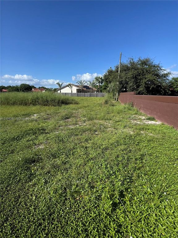 0 NW 14th St, photo 4