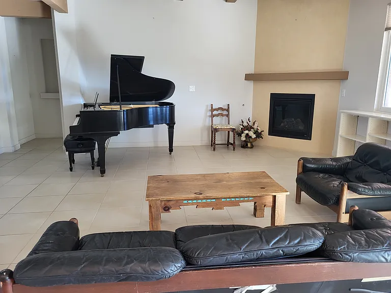4 Via Summa — Photo 6