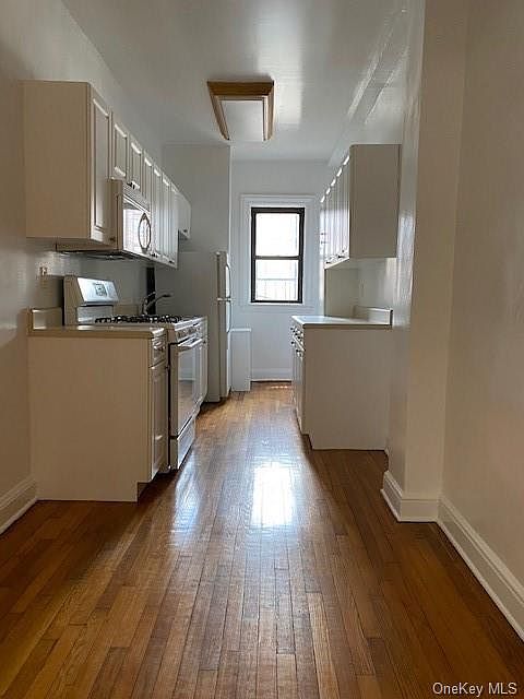 1st image of 132 Chatsworth Ave APT 2A
