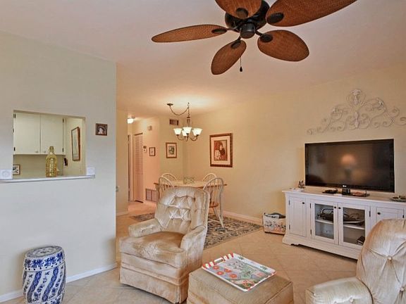 4th image of 2800 Indian River Blvd APT E7