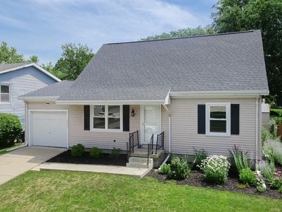 1407 Ridgeport Ave, Bloomington, IL, 61704