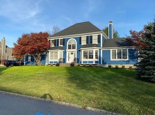 107 Pelham Dr, Cornwall, NY 12518
