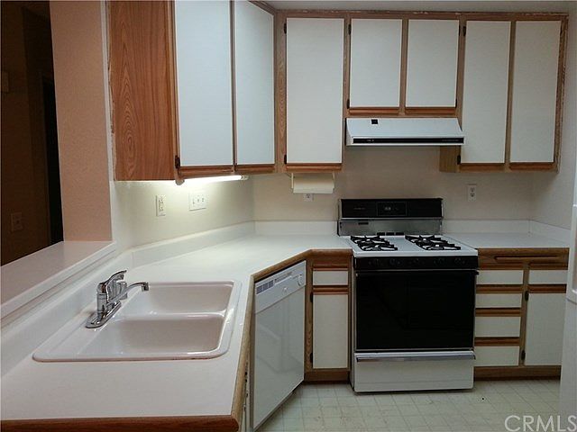 1st image of 13200 Gainsway Ct Unit 164