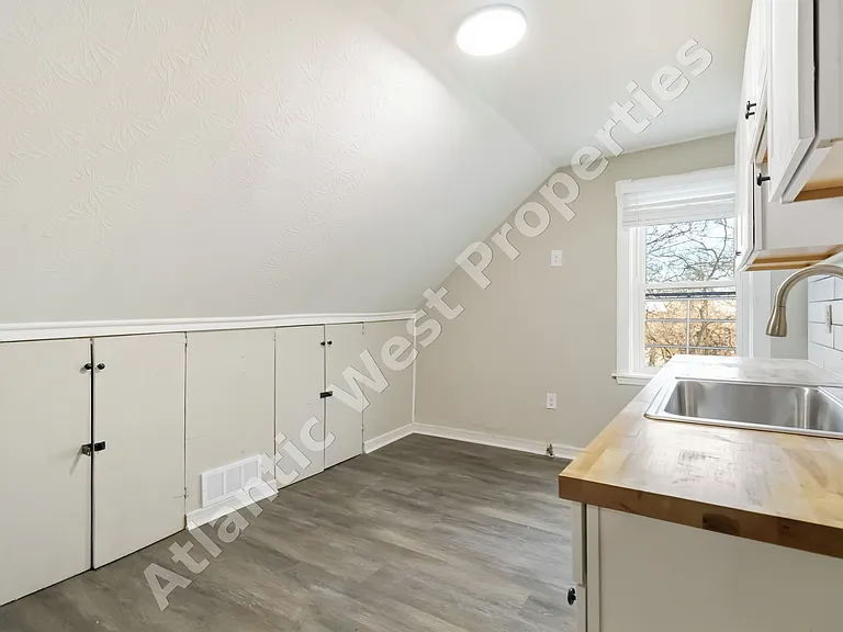 1512 Blair Ave #D — Photo 4