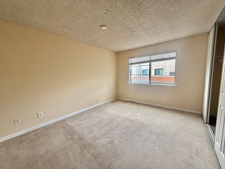 3129 Kenland Dr — Photo 12