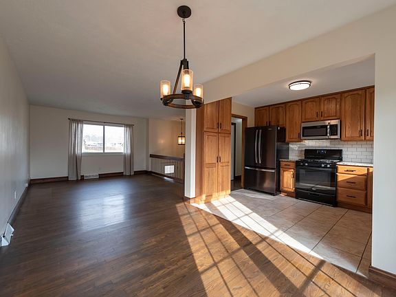 2nd image of 5229 Fawn Dr