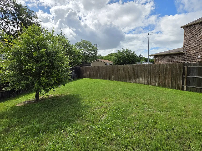 4902 Eagle Valley — Photo 22