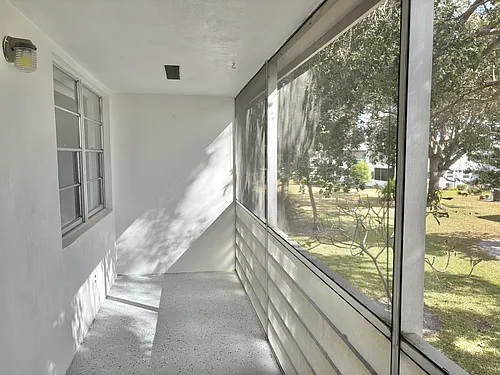 239 Sussex L Photo 1