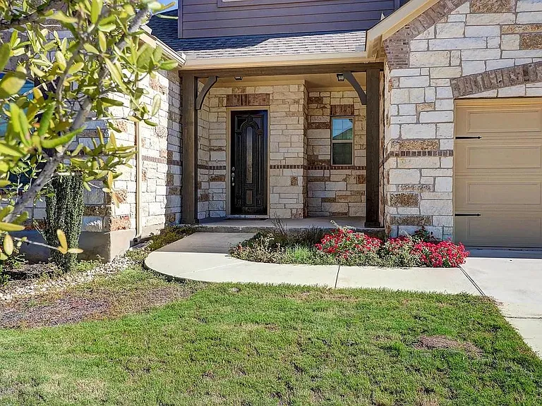 9308 Ivalenes Hope Dr — Photo 3