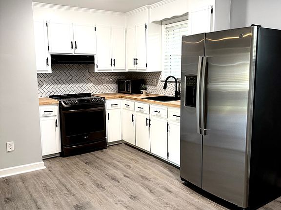 2nd image of 792 Cartwright Dr