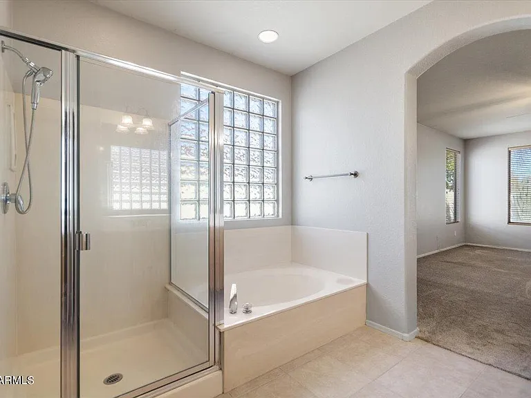 440 N Roger Way — Photo 14
