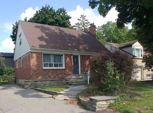 60 Mary St, Brampton, ON L6W2R3