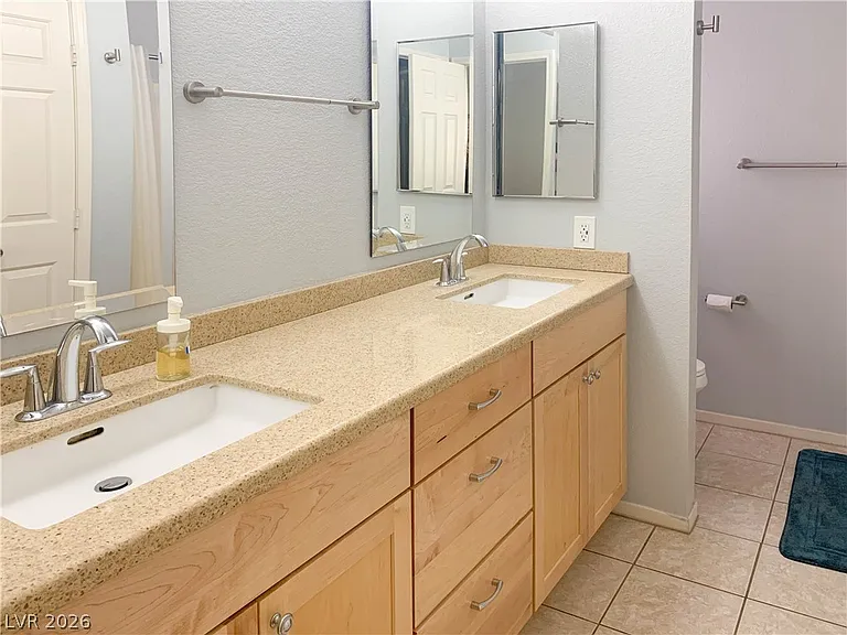 405 Europa Way — Photo 12