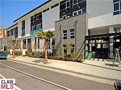 Sunset Silver Lake Lofts in Sunset Junction area of Silver Lake