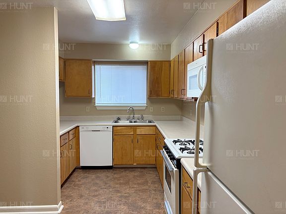 5th image of 8018A McKee St