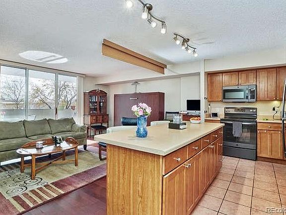 2nd image of 601 W 11th Ave APT 114