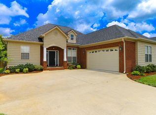 8627 Sunridge Dr, Ooltewah, TN 37363