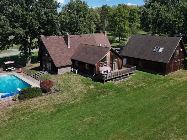 797 Savage Rd, Churchville, NY 14428
