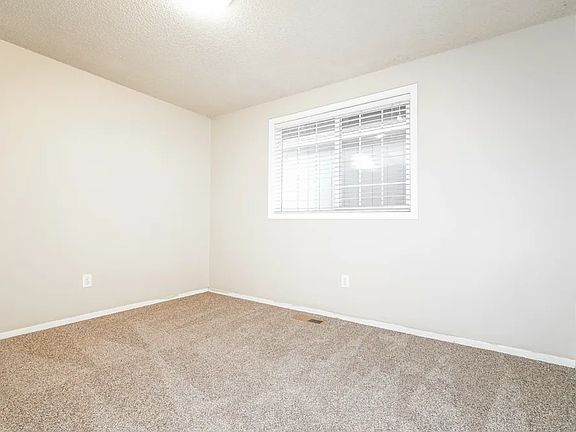 3rd image of 29114 45th Ave S
