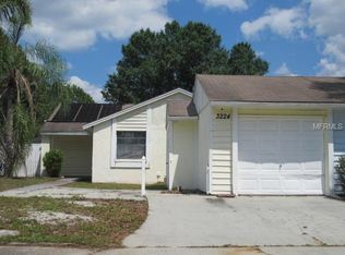3224 Fox Lake Dr, Tampa, FL 33618