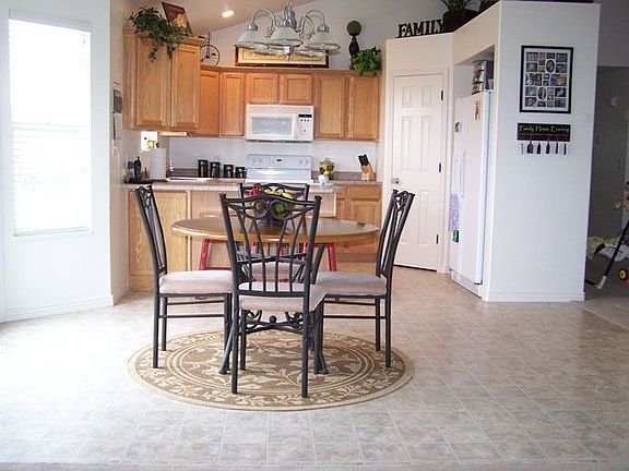 2nd image of 251 W Peppermint Cir