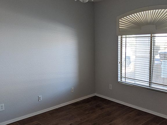 5th image of 23451 N El Frio Ct