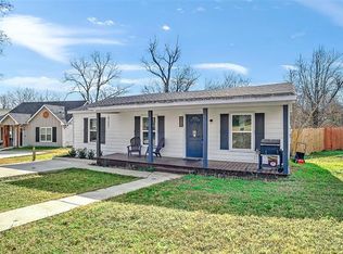 512 E Acheson St, Denison, TX 75021