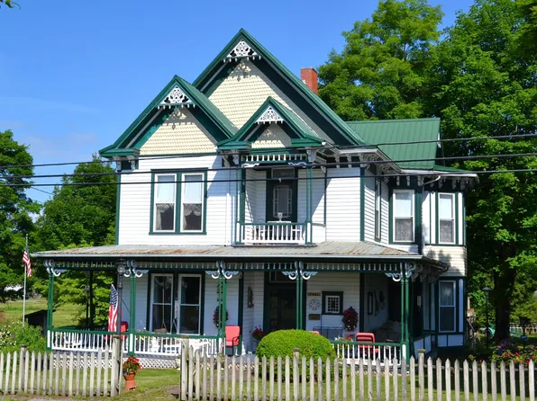 7431 Seneca Trl, Hillsboro, WV 24946