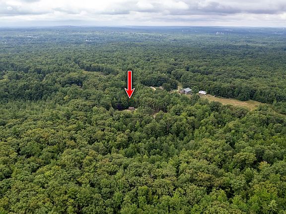 4th image of 126 Oak Hill Road