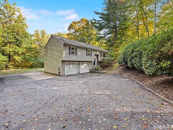 2nd image of 122 Maple Hill Road