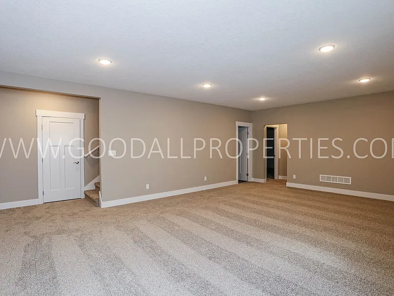 16726 Wilden Dr — Photo 10