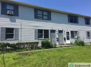 28 Indian Leap St, Springfield, MA 01151