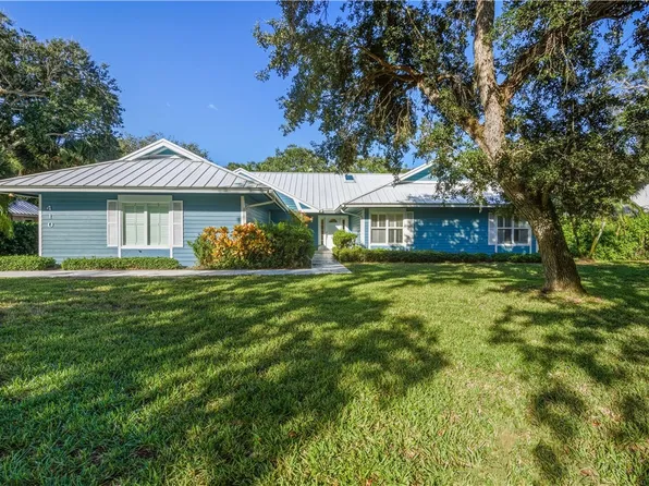 410 Arrowhead Trl, Indian River Shores, FL 32963