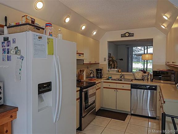 5th image of 3970 Adra Ave #52