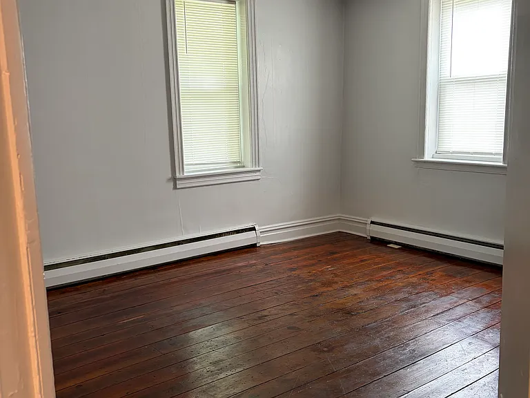 8213 Anthony Hwy — Photo 6