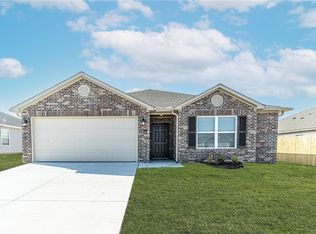 1731 King Rd, Centerton, AR 72719